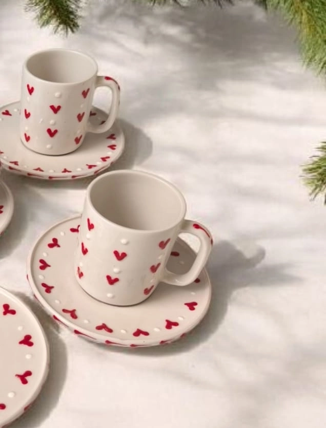 ArsimHome Kalp Desen 6 Kişilik 12 Parça Fincan Takımı