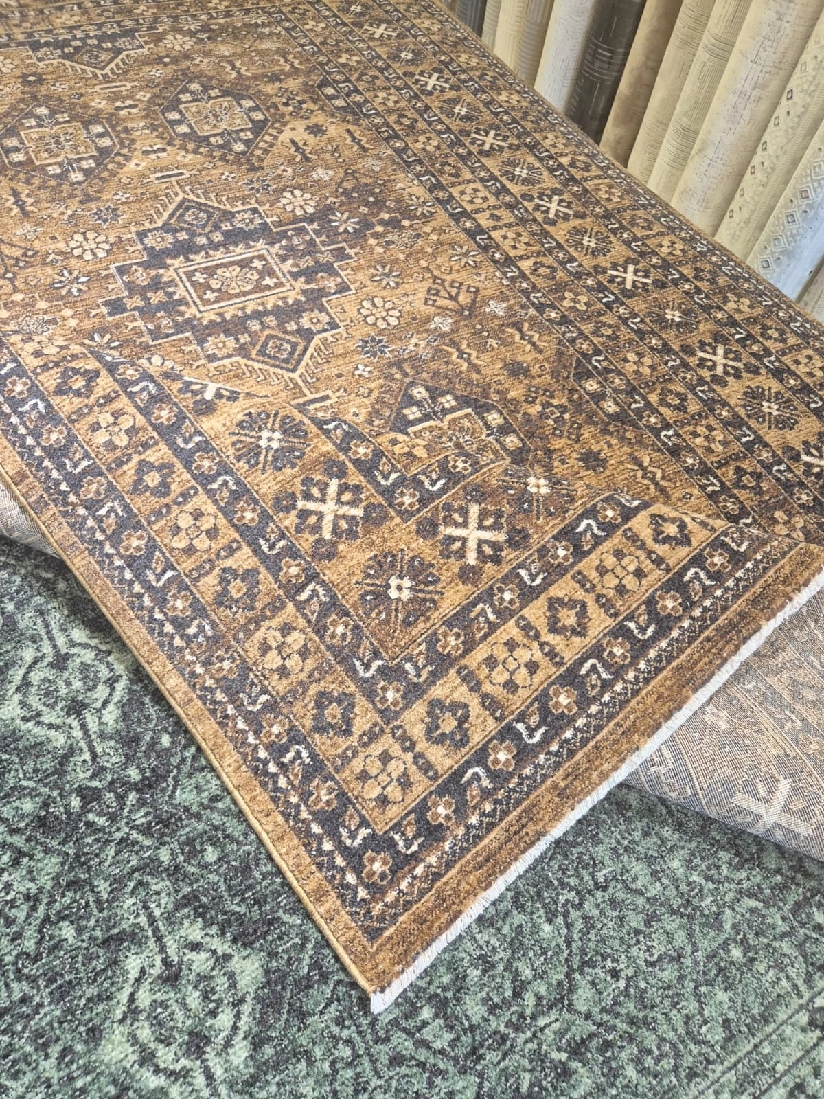 160 x 235 4m2 - Multi Desenli Vintage Halı