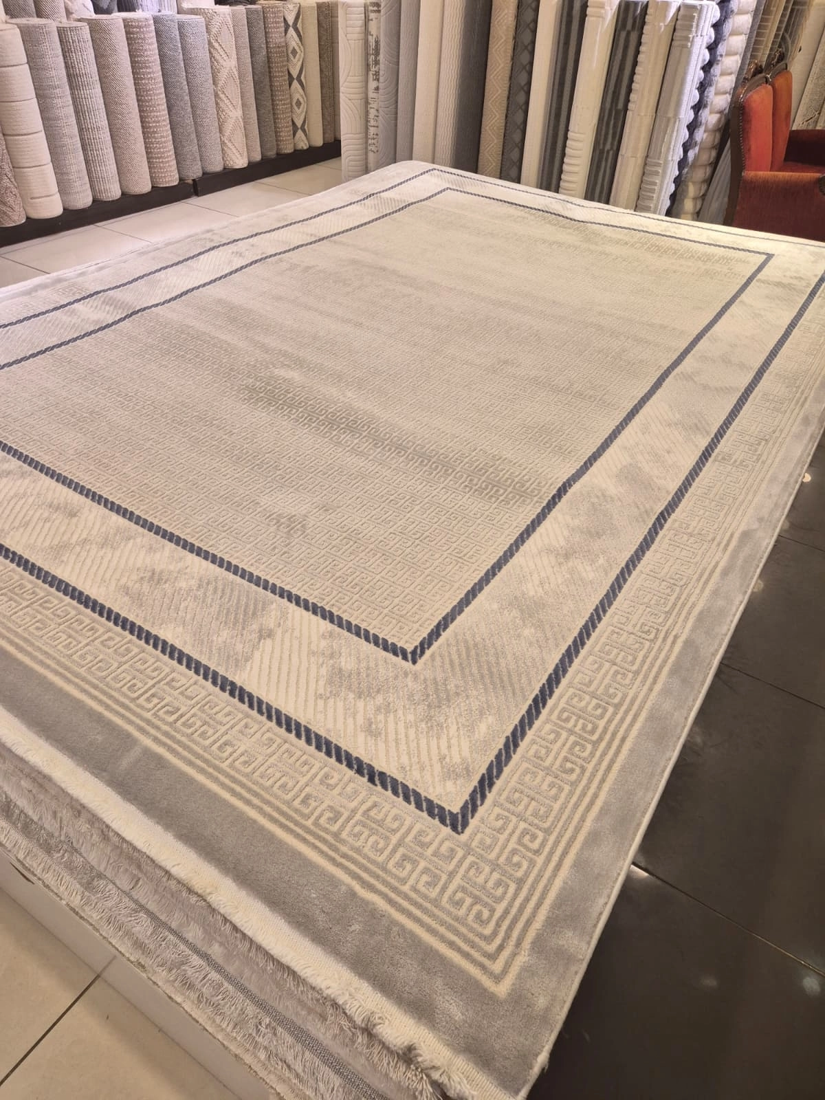 200 x 290 6m2 -Gri Mavi Desenli Makine Halısı