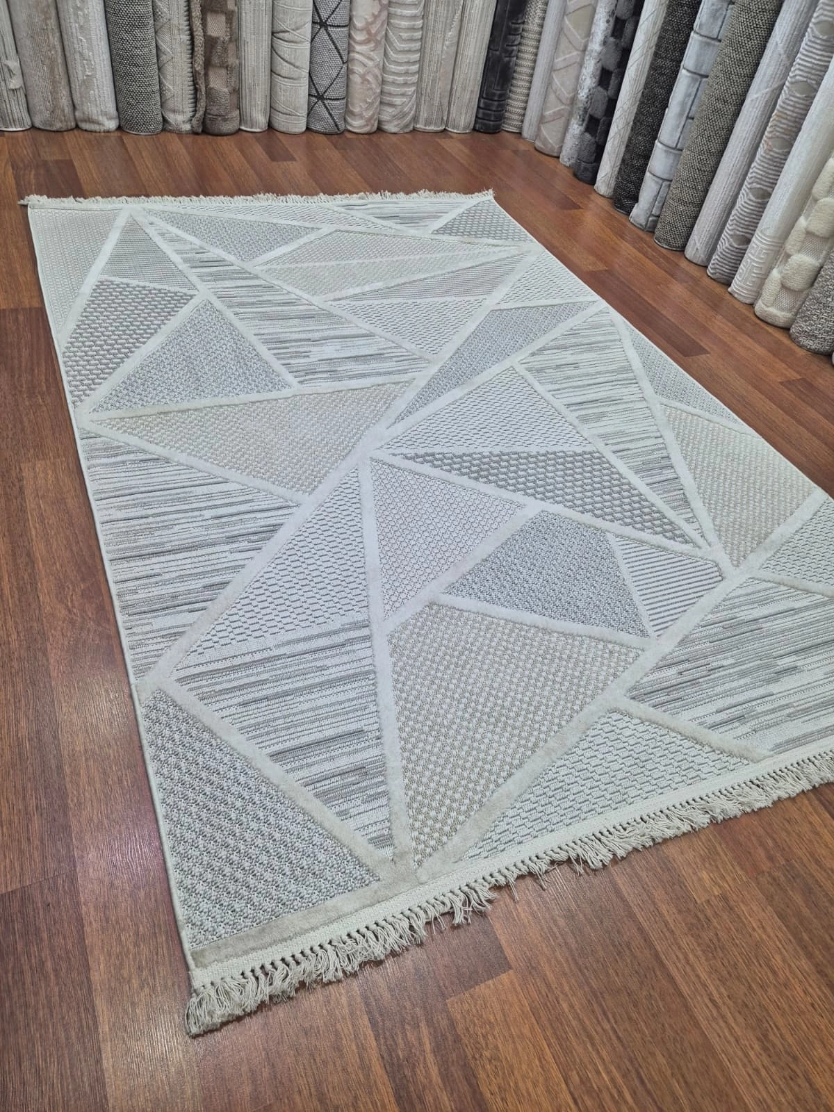 160 x 230  4m2 - Krem Desenli  Kampanyalı Makine Halısı